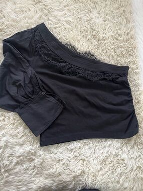 Anthropologie Black Lace Trim Off Shoulder Blouse Women’s Size M